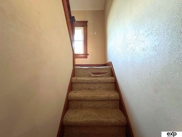 202 N Molley Street, Bennington, NE 68007