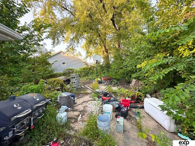 202 N Molley Street, Bennington, NE 68007