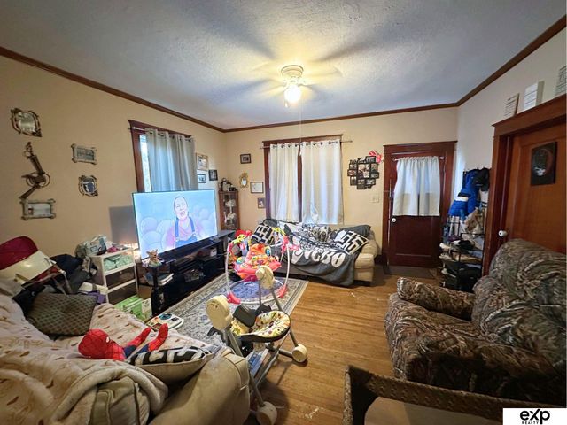 202 N Molley Street, Bennington, NE 68007