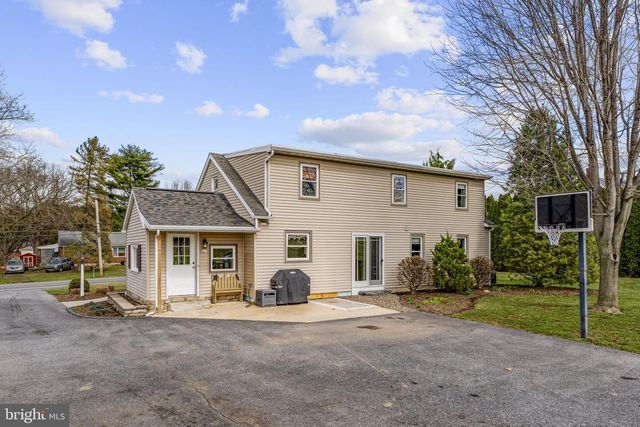 330 S REAMSTOWN RD, Ephrata, PA 17522