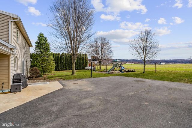 330 S REAMSTOWN RD, Ephrata, PA 17522