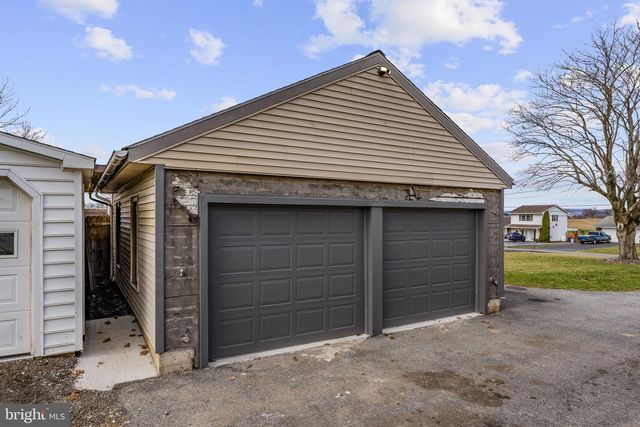 330 S REAMSTOWN RD, Ephrata, PA 17522
