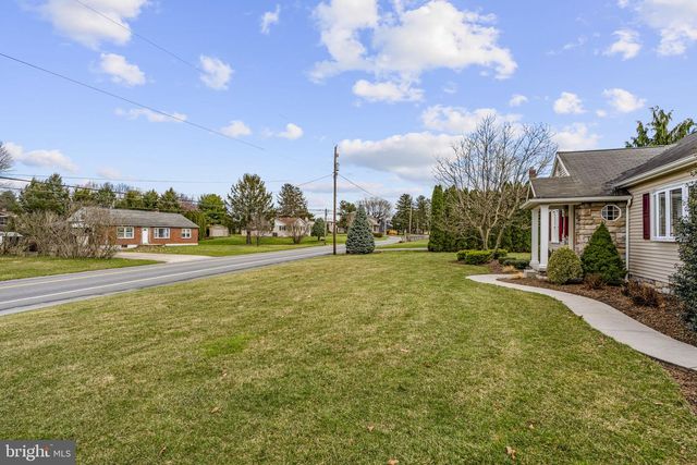 330 S REAMSTOWN RD, Ephrata, PA 17522