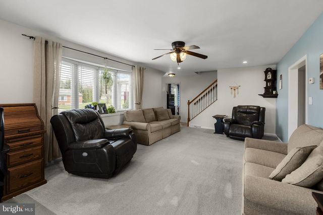 330 S REAMSTOWN RD, Ephrata, PA 17522