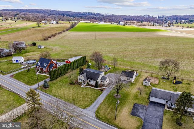 330 S REAMSTOWN RD, Ephrata, PA 17522