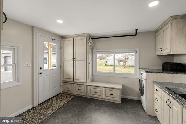 330 S REAMSTOWN RD, Ephrata, PA 17522