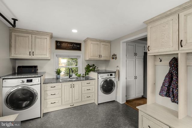 330 S REAMSTOWN RD, Ephrata, PA 17522