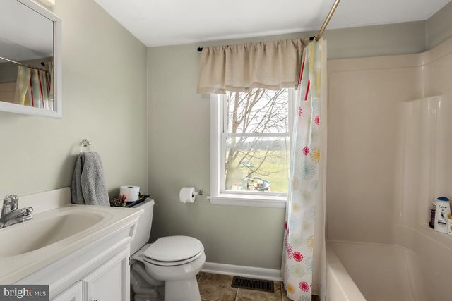 330 S REAMSTOWN RD, Ephrata, PA 17522