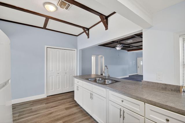 1006 S M Street, Lake Worth Beach, FL 33460