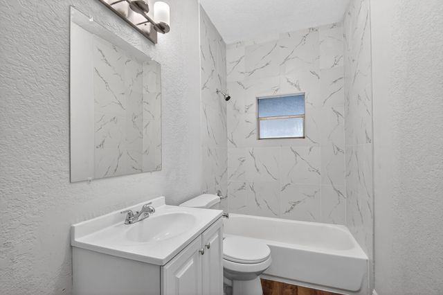 1006 S M Street, Lake Worth Beach, FL 33460