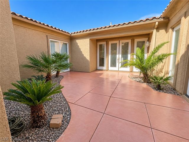 7883 Carson Creek Street, Las Vegas, NV 89113