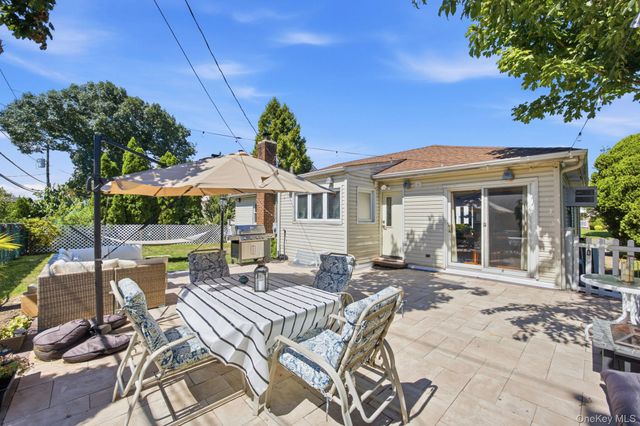 90 Joseph Street, New Hyde Park, NY 11040