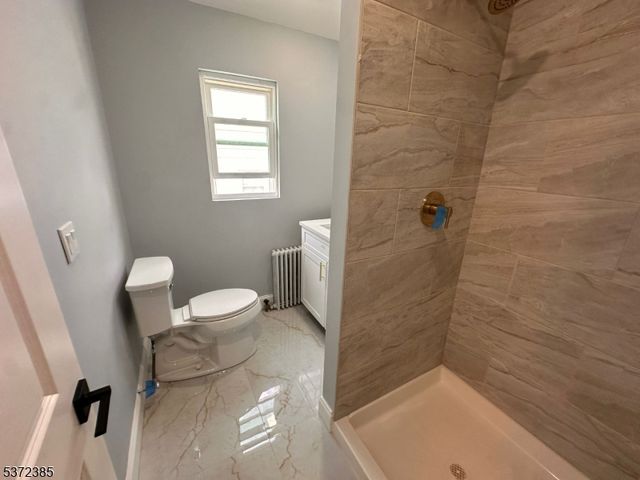 50 Fairmount Ter, East Orange City, NJ 07018
