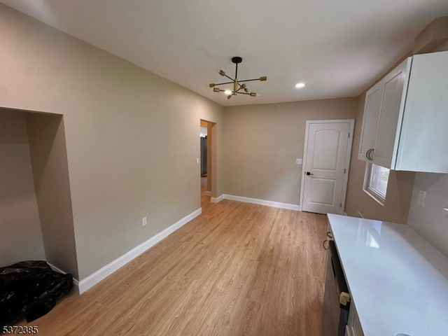 50 Fairmount Ter, East Orange City, NJ 07018