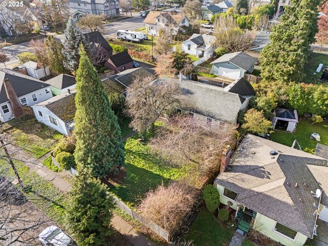 6525 N MONTANA Ave, Portland, OR 97217