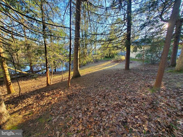 12 SAGE ST, Browns Mills, NJ 08015