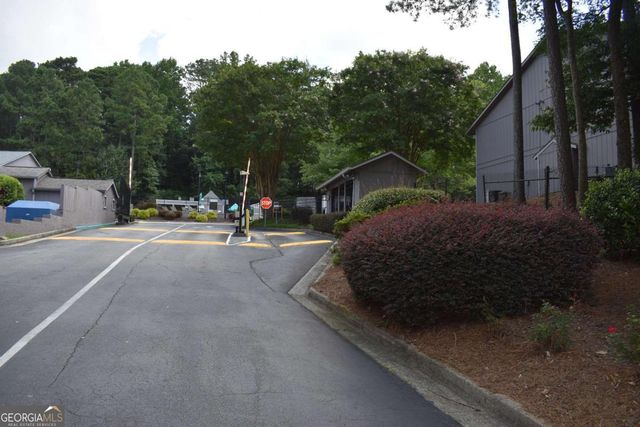 3923 Woodridge Way, Tucker, GA 30084