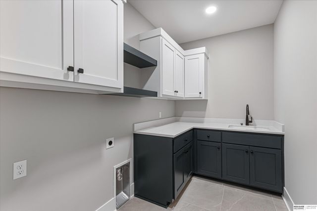 20617 Kansas Avenue, Elkhorn, NE 68022