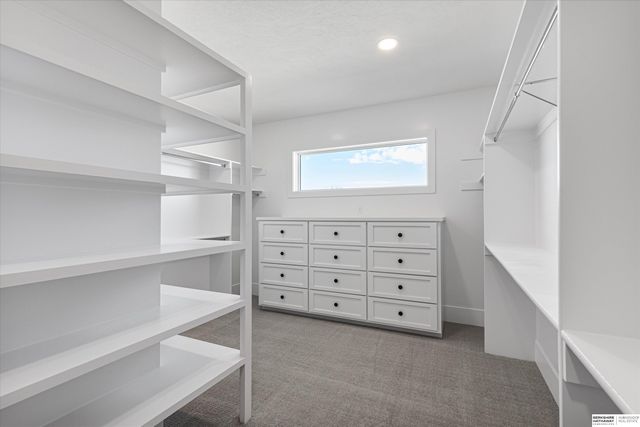 20617 Kansas Avenue, Elkhorn, NE 68022