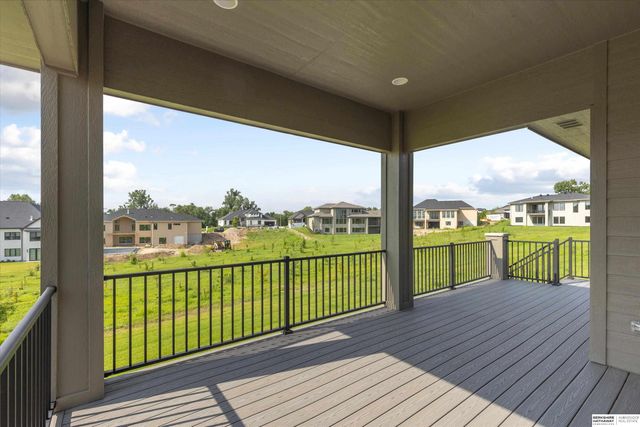 20617 Kansas Avenue, Elkhorn, NE 68022