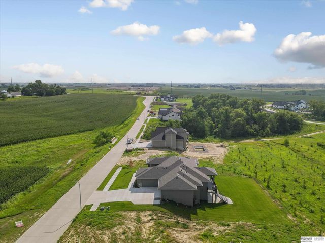 20617 Kansas Avenue, Elkhorn, NE 68022