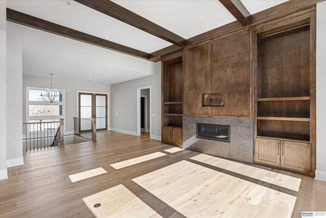 20617 Kansas Avenue, Elkhorn, NE 68022