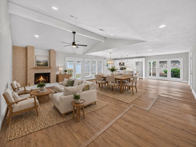 15745 Havenrock Circle, Dallas, TX 75248