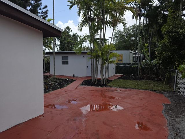 554 NW 102nd Street, Miami, FL 33150