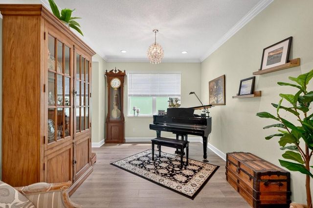 264 MARGARITAVILLE AVENUE, Daytona Beach, FL 32124