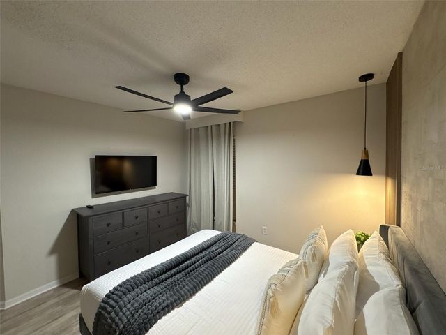 142 HOLLINGSHEAD LOOP, Davenport, FL 33896