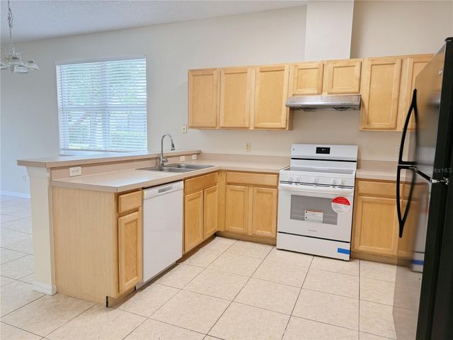 4932 BELLTHORN DRIVE, Orlando, FL 32837