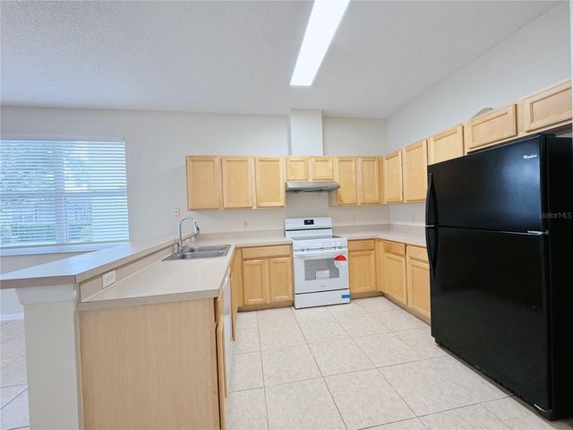 4932 BELLTHORN DRIVE, Orlando, FL 32837
