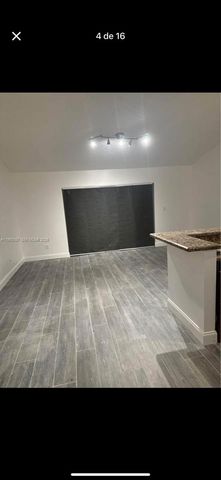 3600 NW 83rd Ln, Sunrise, FL 33351