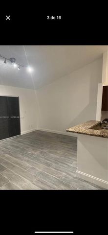 3600 NW 83rd Ln, Sunrise, FL 33351