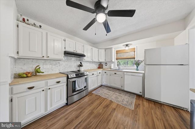 700 HARVARD LN, Newark, DE 19711