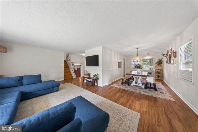 700 HARVARD LN, Newark, DE 19711