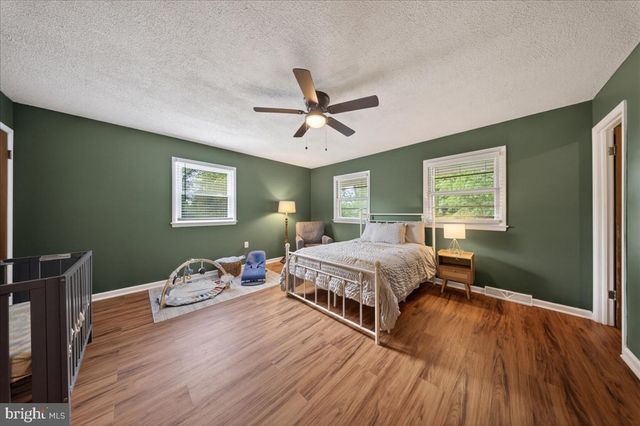 700 HARVARD LN, Newark, DE 19711