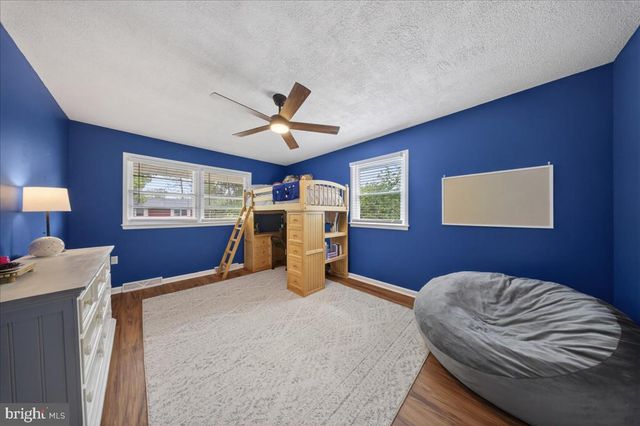 700 HARVARD LN, Newark, DE 19711