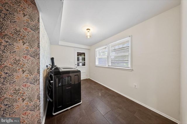 700 HARVARD LN, Newark, DE 19711