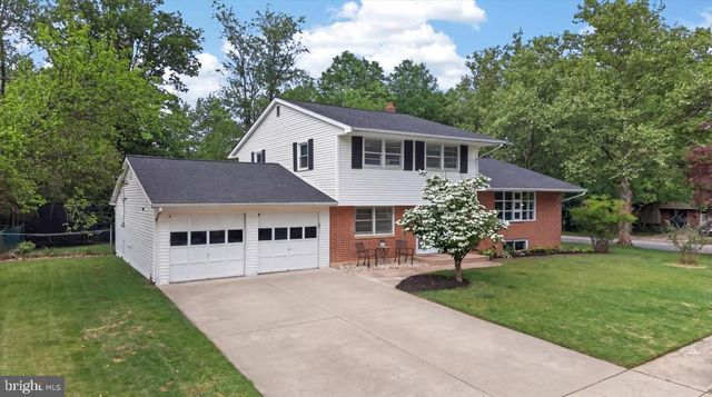 700 HARVARD LN, Newark, DE 19711