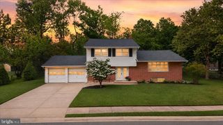 700 HARVARD LN, Newark, DE 19711