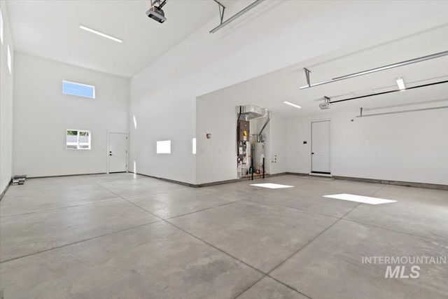 10511 W Mizzle Drive, Star, ID 83669