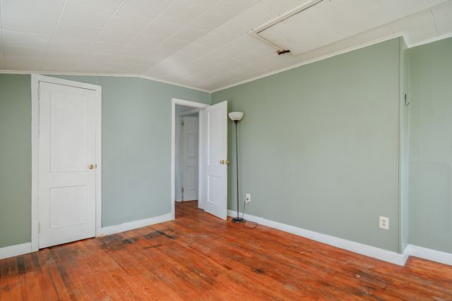 1 Hampton Road, New Fairfield, CT 06812