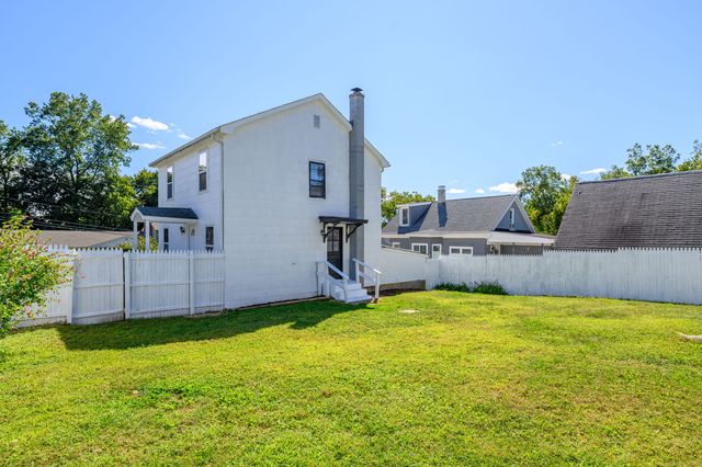 1 Hampton Road, New Fairfield, CT 06812