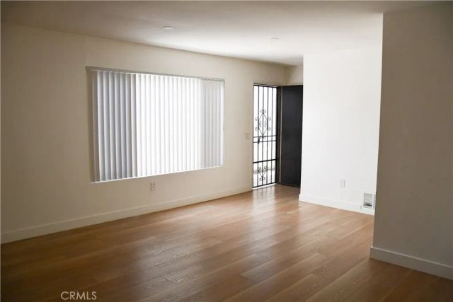 994 Valencia 104, Costa Mesa, CA 92626