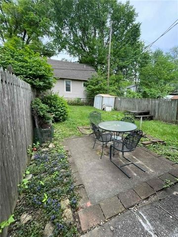 4338 Fairmount Avenue, Kansas City, MO 64111