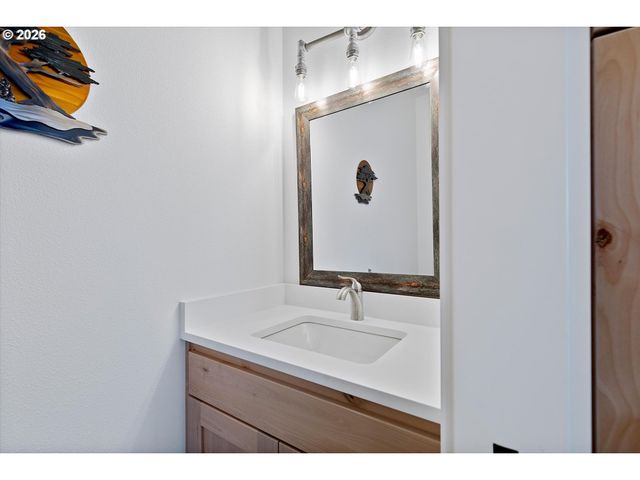 209 SEA CREST Way, Otter Rock, OR 97369