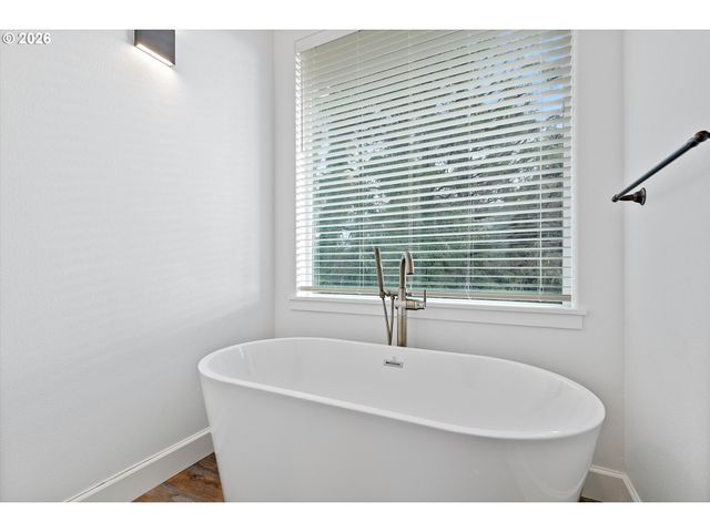 209 SEA CREST Way, Otter Rock, OR 97369