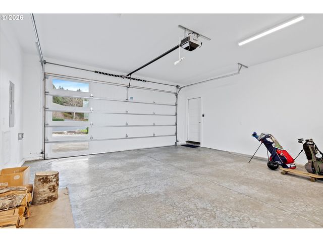 209 SEA CREST Way, Otter Rock, OR 97369