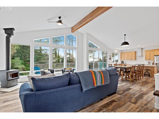 209 SEA CREST Way, Otter Rock, OR 97369